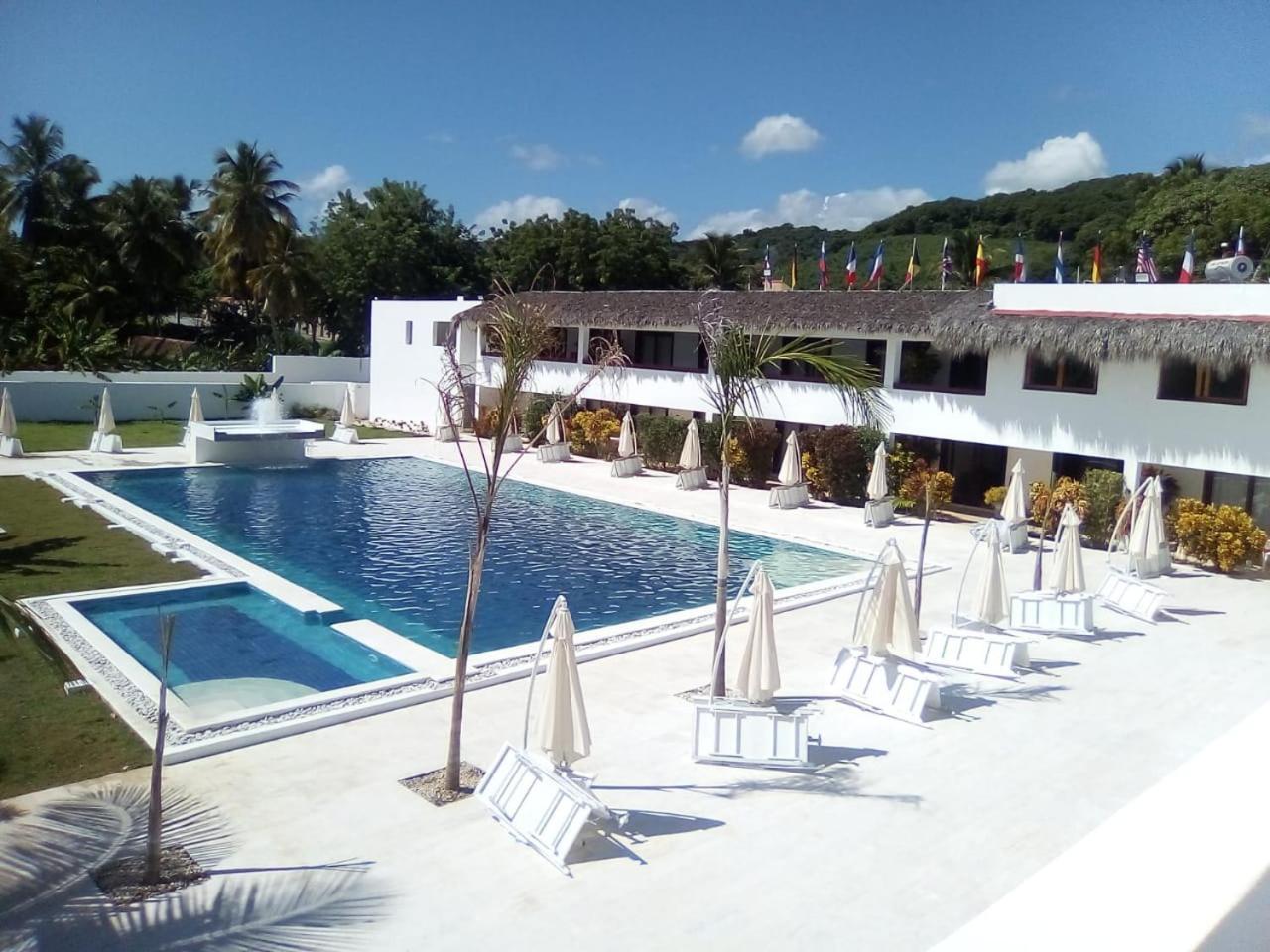 Oasi Encantada - Beach Resort Barahona Екстер'єр фото