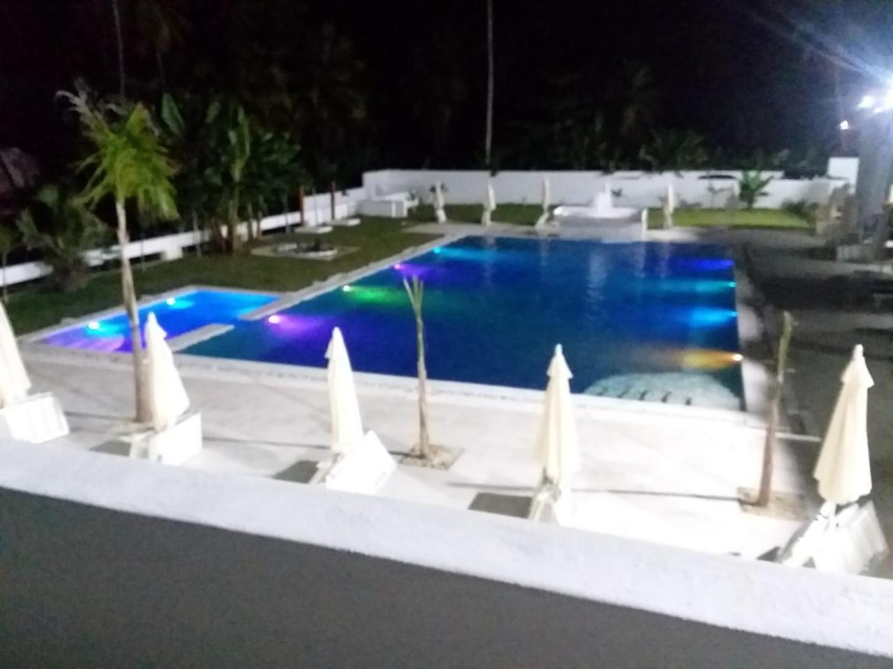 Oasi Encantada - Beach Resort Barahona Екстер'єр фото