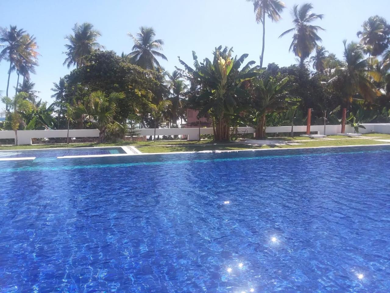 Oasi Encantada - Beach Resort Barahona Екстер'єр фото