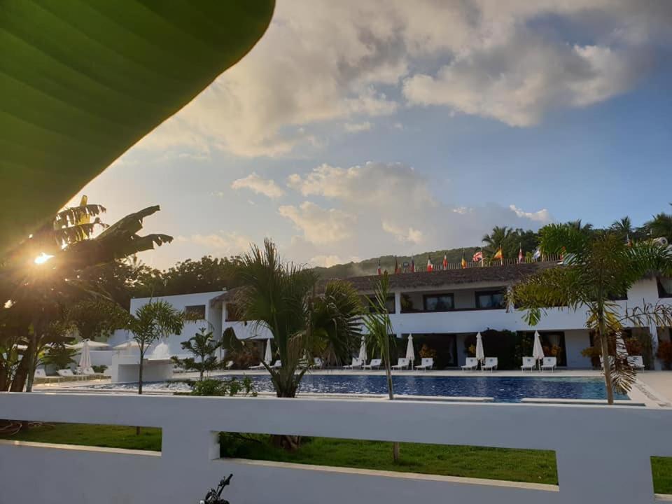 Oasi Encantada - Beach Resort Barahona Екстер'єр фото